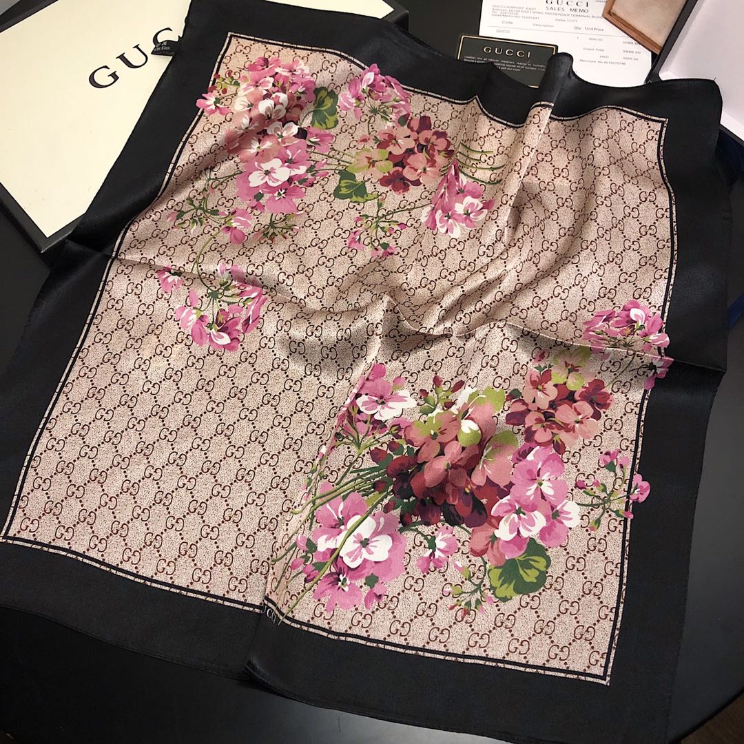 On-Trend & Adaptable: High-Quality Silk Scarf to Elevate Casual & Formal Looks