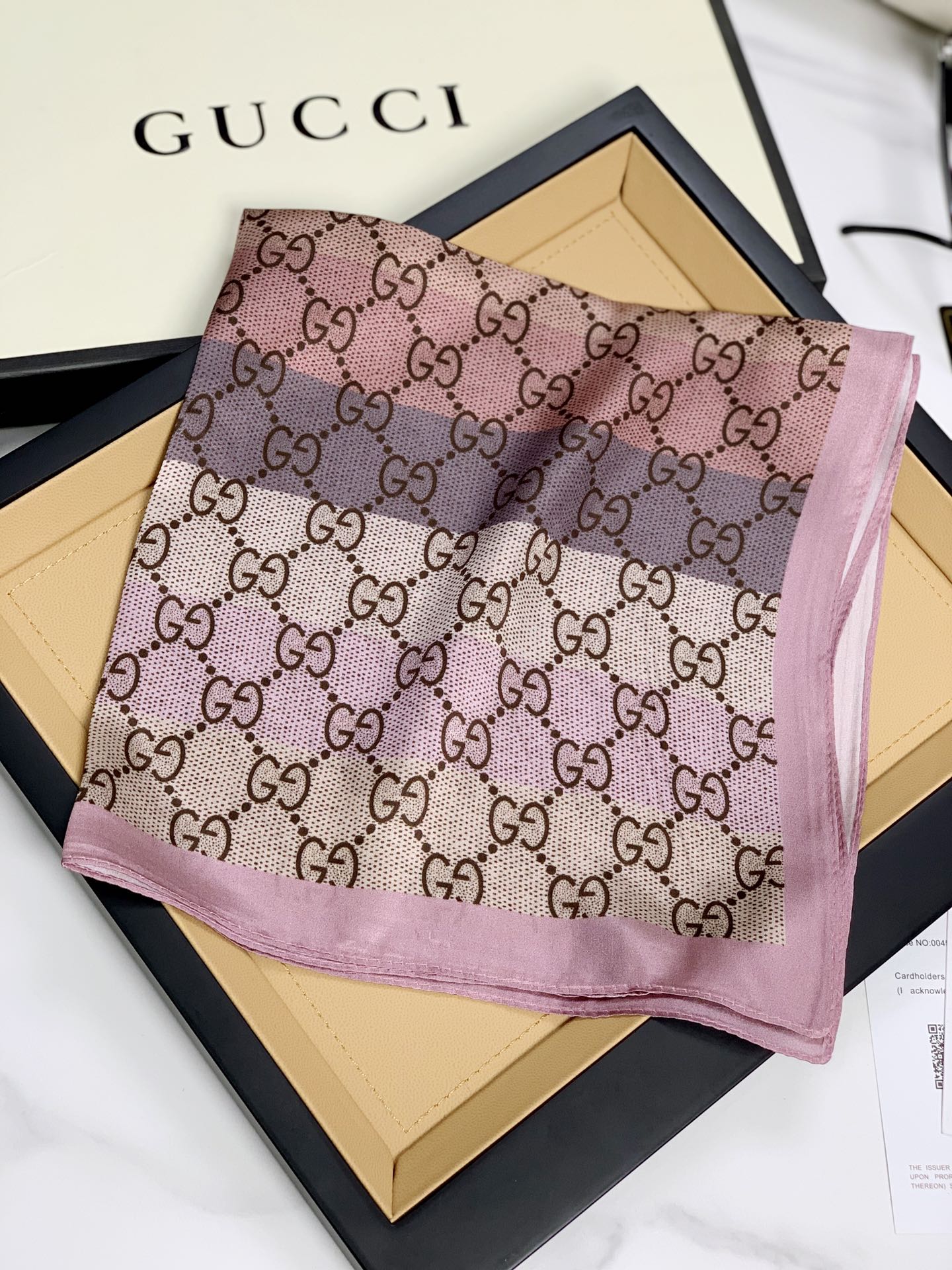 Blend Comfort & Style: Lightweight Silk Scarves That Go With