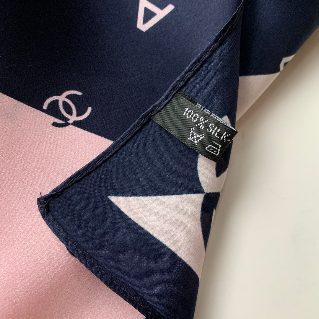 Timeless Elegance: Versatile Silk Scarves to Elevate Every Outfit