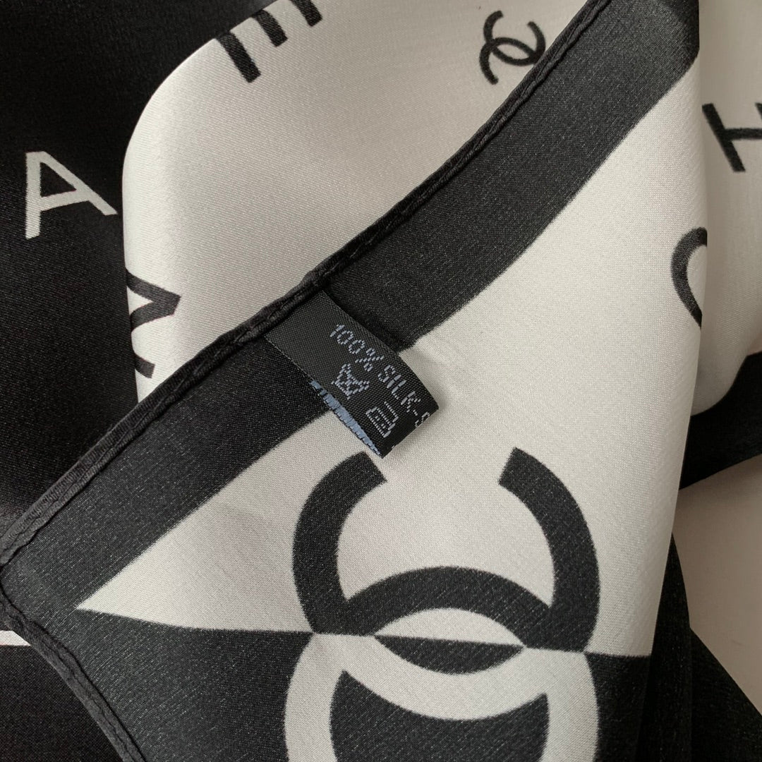 Timeless Elegance: Versatile Silk Scarves to Elevate Every Outfit