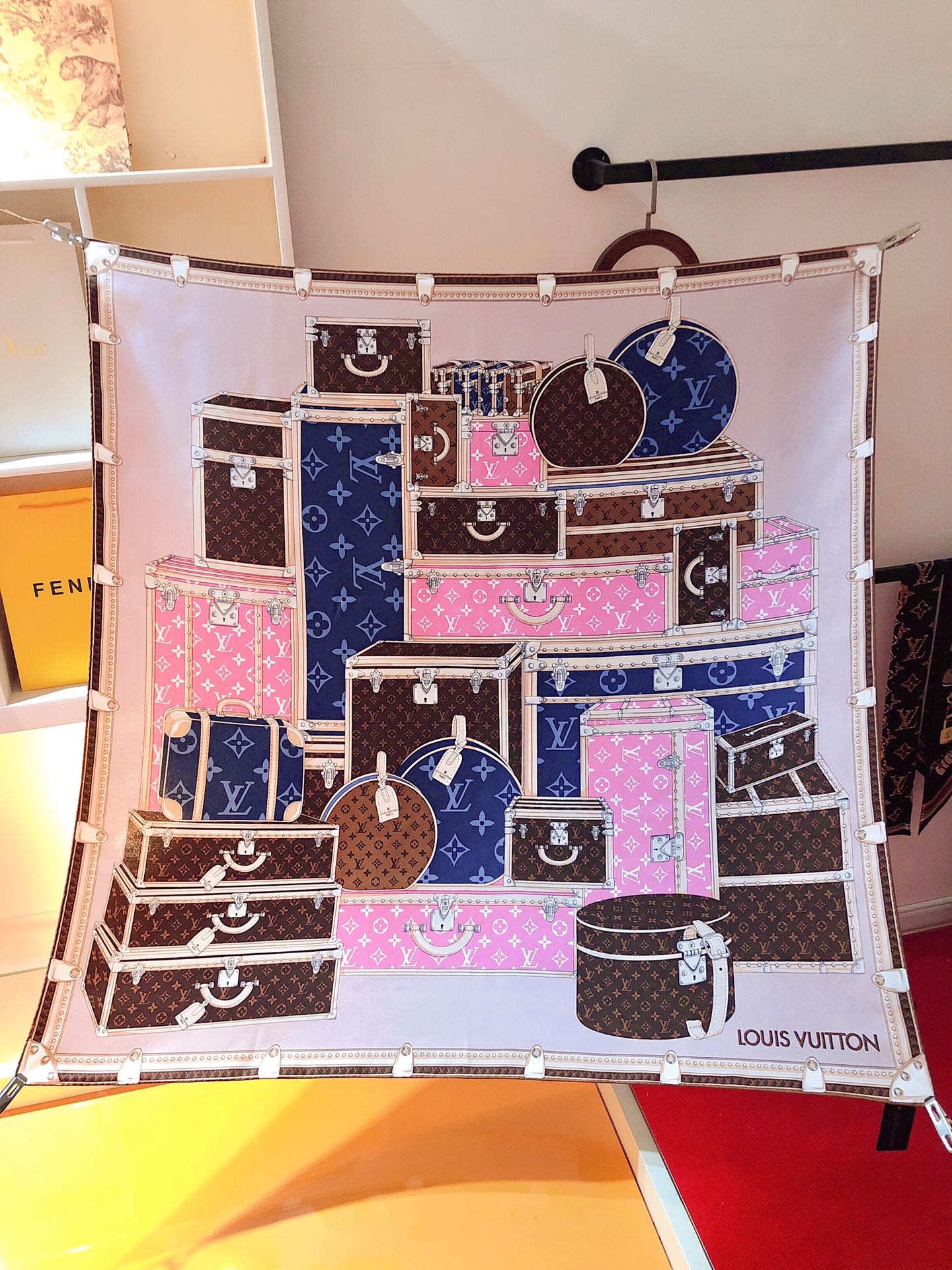 Modern Chic Meets Versatility: Soft Silk Scarf for Seasonless Fashion