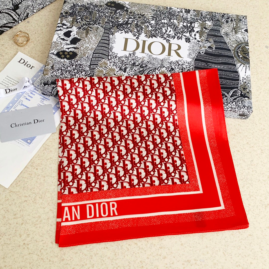 Mix & Match Magic: (Versatile) Silk Scarves for Daily Chic