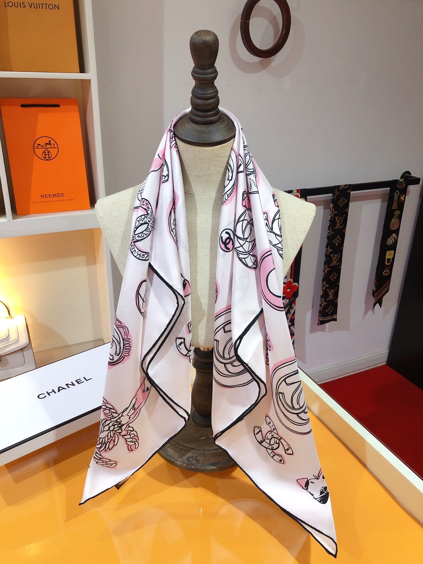 From Office to Weekend: Stylish Silk Scarf That Blends with Every Outfit