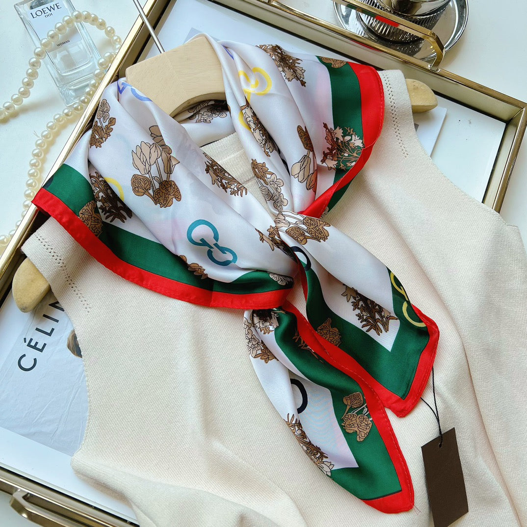 Mix, Match, Shine: Fashion-Forward Silk Scarf for Endless Outfit Possibilities