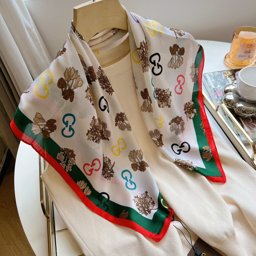 Mix, Match, Shine: Fashion-Forward Silk Scarf for Endless Outfit Possibilities