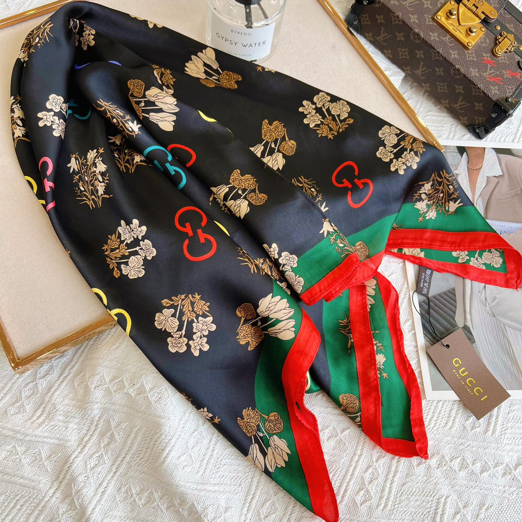 Mix, Match, Shine: Fashion-Forward Silk Scarf for Endless Outfit Possibilities