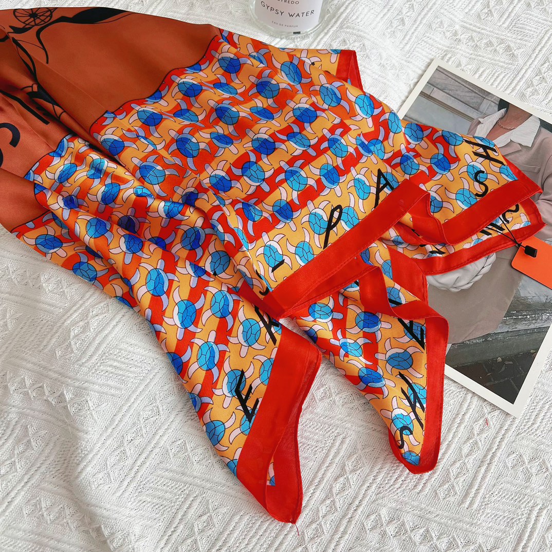 Seasonless Style: Trendy Silk Scarf – Perfect for Spring, Summer, Fall & Winter