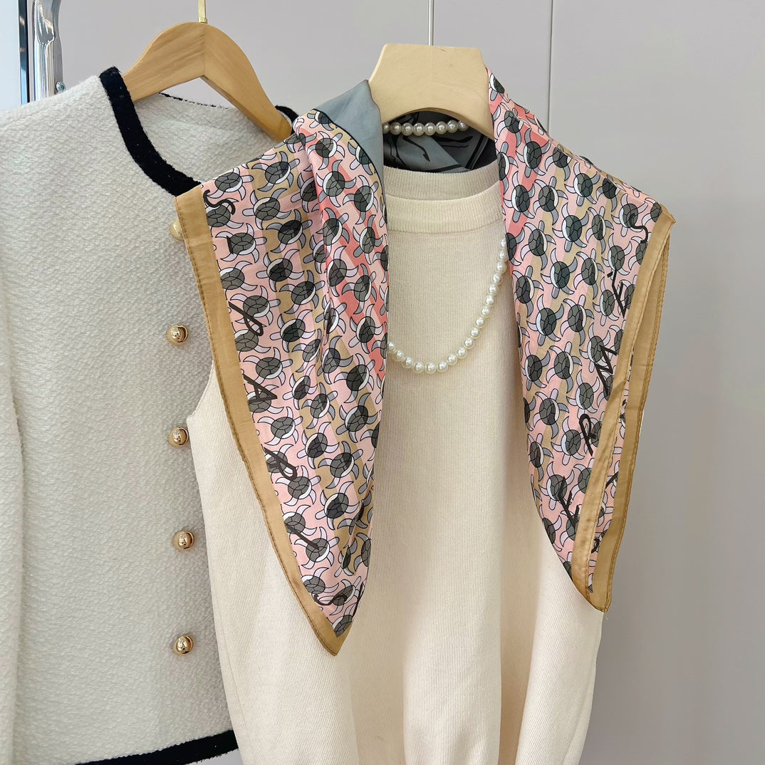 Seasonless Style: Trendy Silk Scarf – Perfect for Spring, Summer, Fall & Winter