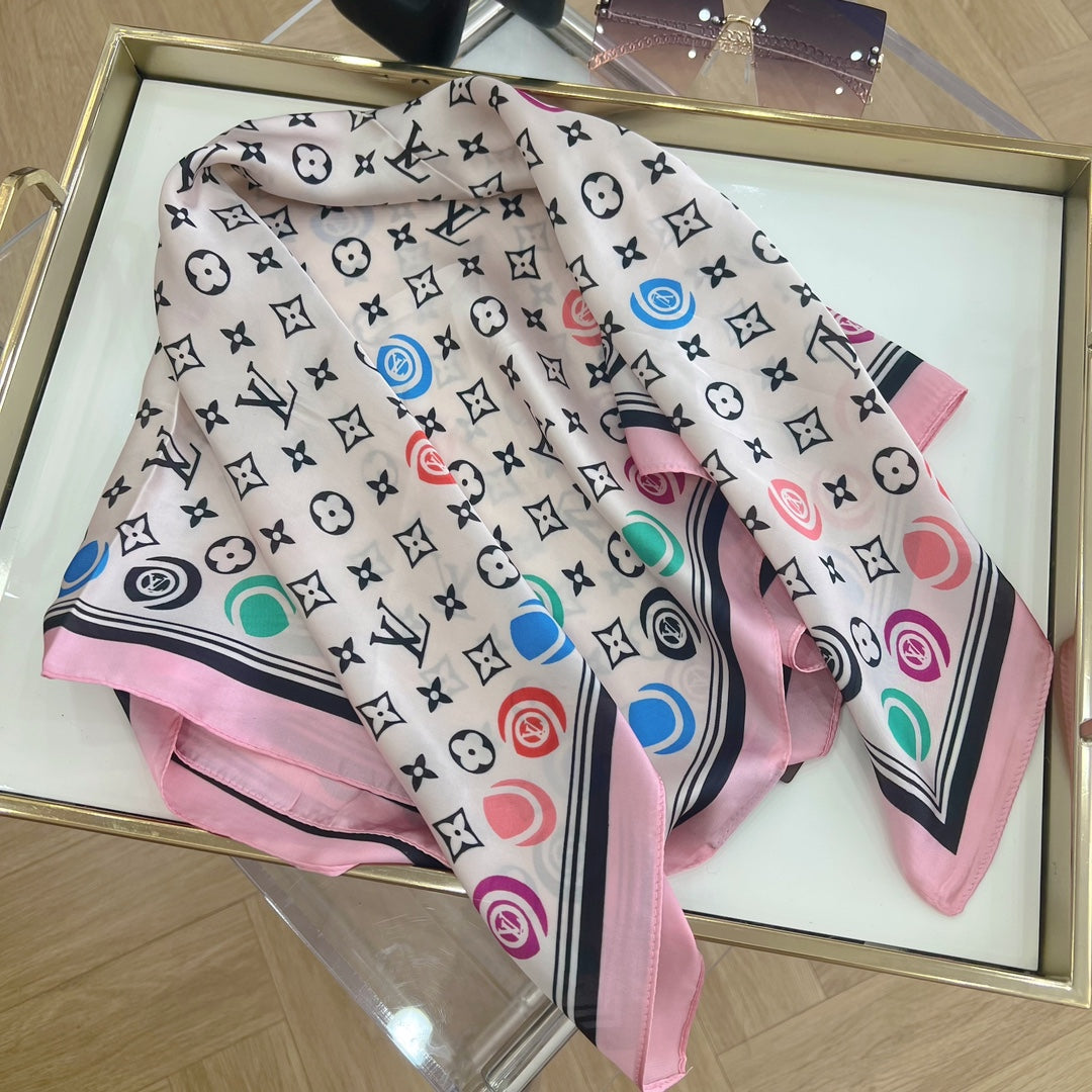 Effortless Chic: Multi-Way Fashion Silk Scarf – Your New Wardrobe Staple