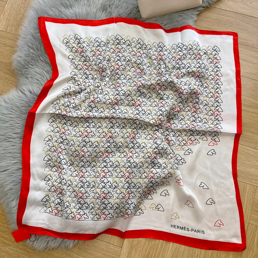 From Desk to Dinner: (All-Match) Fashion Silk Scarf for Seamless Style Shifts