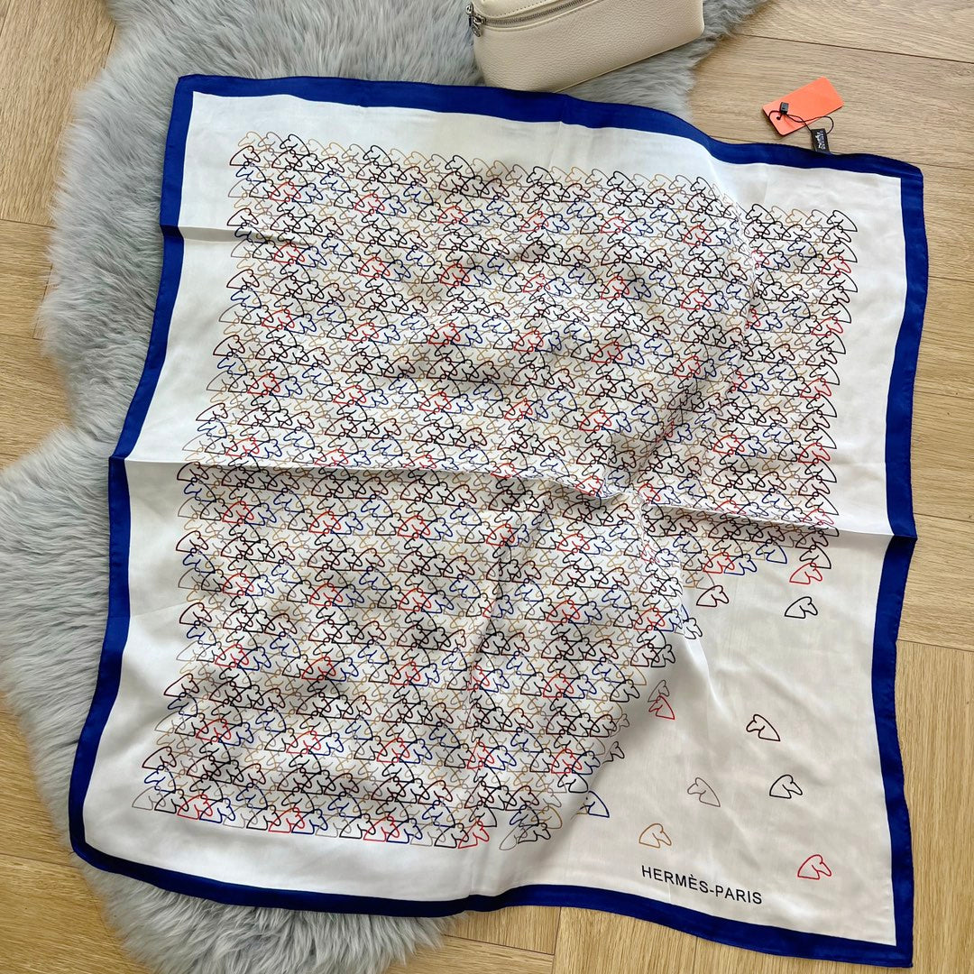 From Desk to Dinner: (All-Match) Fashion Silk Scarf for Seamless Style Shifts