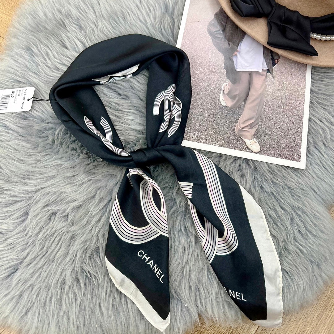 Elevate Any Outfit: Must-Have Trendy Silk Scarf for Daily Style