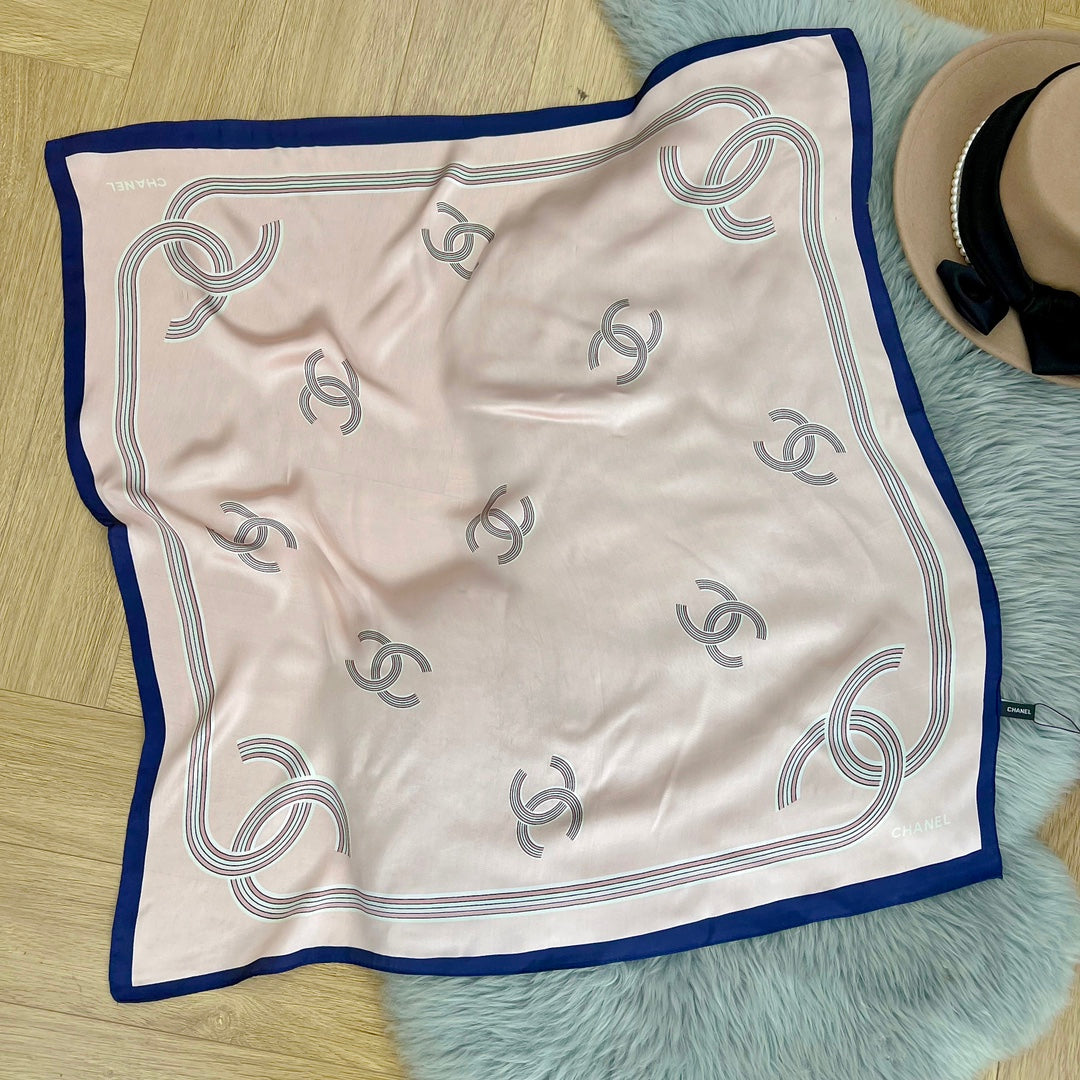 Elevate Any Outfit: Must-Have Trendy Silk Scarf for Daily Style