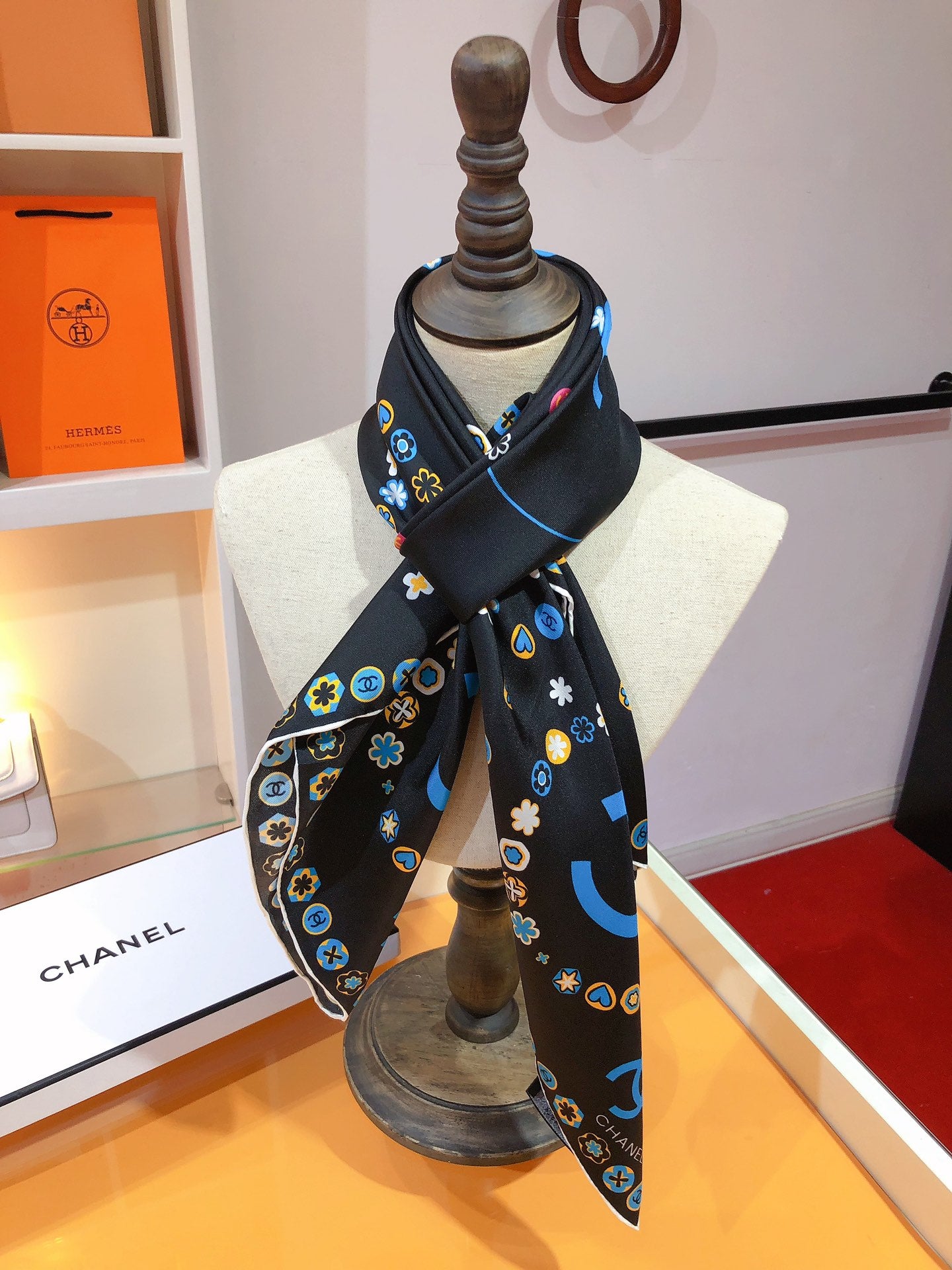 Trend-Forward & Timeless: Multipurpose Silk Scarf for Effortless Fashion Statements