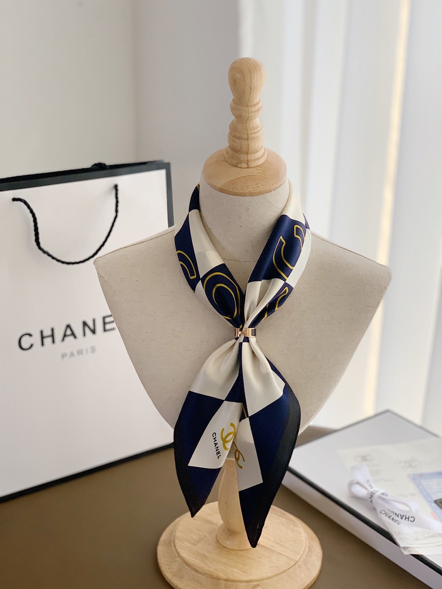 Timeless Elegance: Versatile Silk Scarf for Every Fashion Ensemble