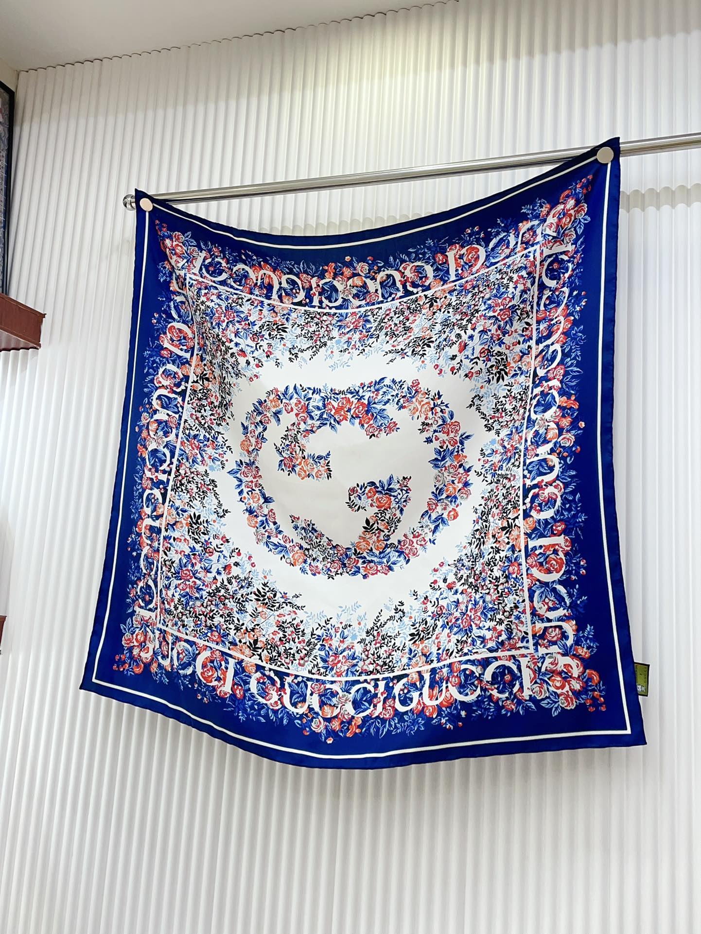 Go-To Versatile Silk Scarf: Effortless Chic for Any Outfit, Any Day