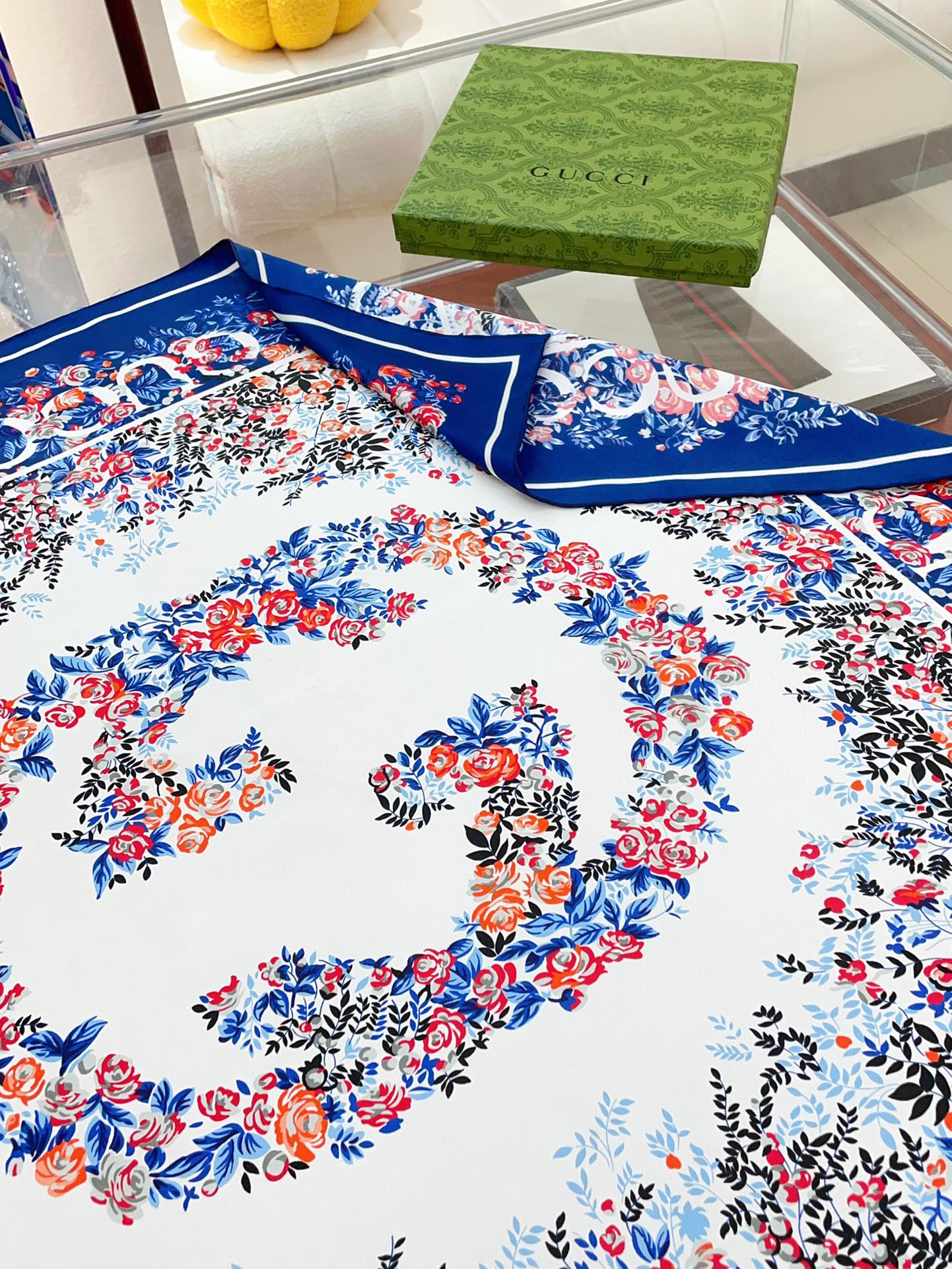 Go-To Versatile Silk Scarf: Effortless Chic for Any Outfit, Any Day