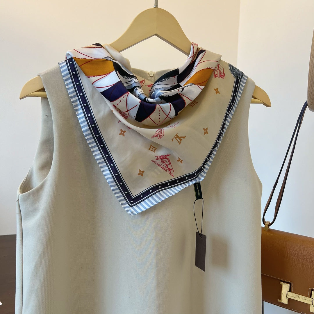 Modern Classic: Fashion Silk Scarf – Your Go-To Accessory for Trendy, (All-Match) Looks