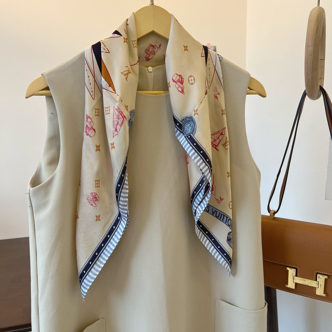 Modern Classic: Fashion Silk Scarf – Your Go-To Accessory for Trendy, (All-Match) Looks