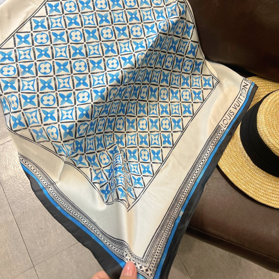 Timeless Charm: Easy-Match Silk Scarves for Everyday Elegance