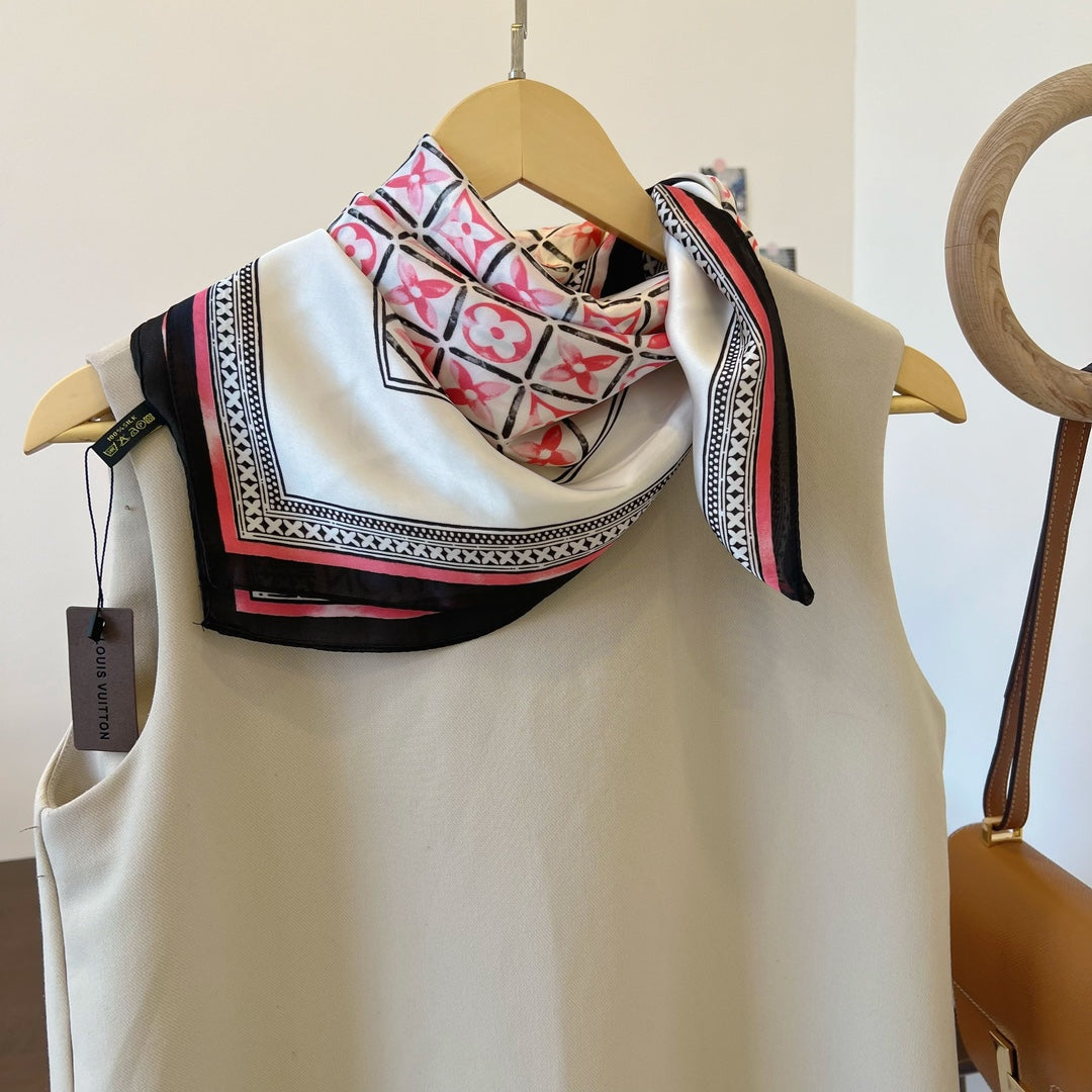 Timeless Charm: Easy-Match Silk Scarves for Everyday Elegance