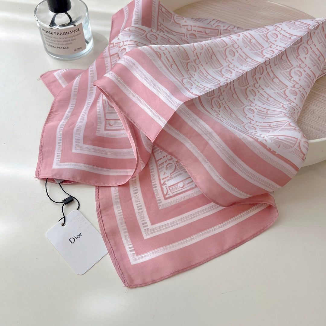 One Scarf, Endless Looks: (All-Match) Silk Accessories for Every Day
