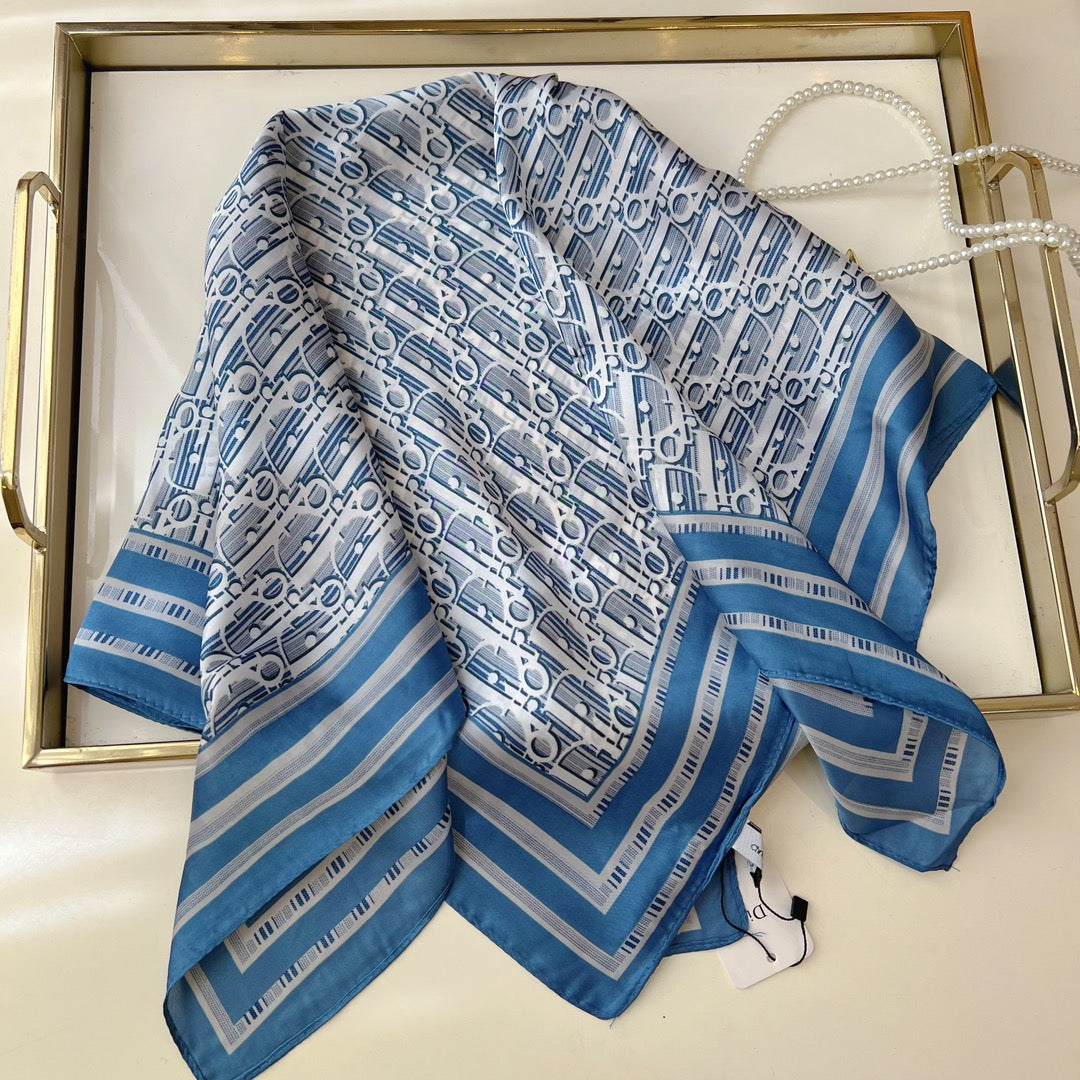 One Scarf, Endless Looks: (All-Match) Silk Accessories for Every Day