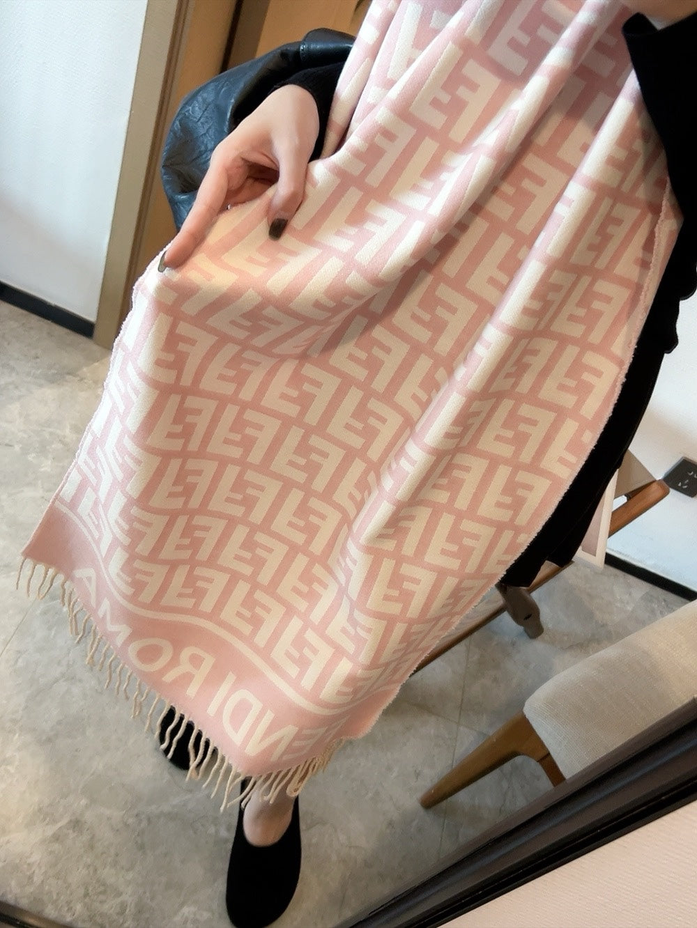 Sustainable Cashmere Scarf – Ethically Sourced Fibers for Eco-Conscious Shoppers