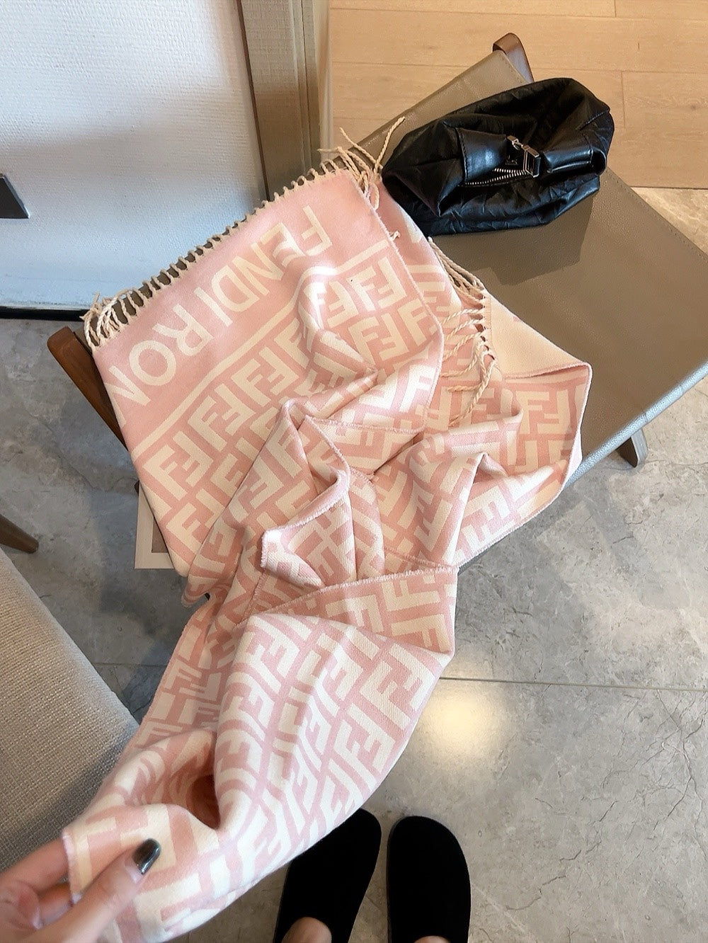 Sustainable Cashmere Scarf – Ethically Sourced Fibers for Eco-Conscious Shoppers