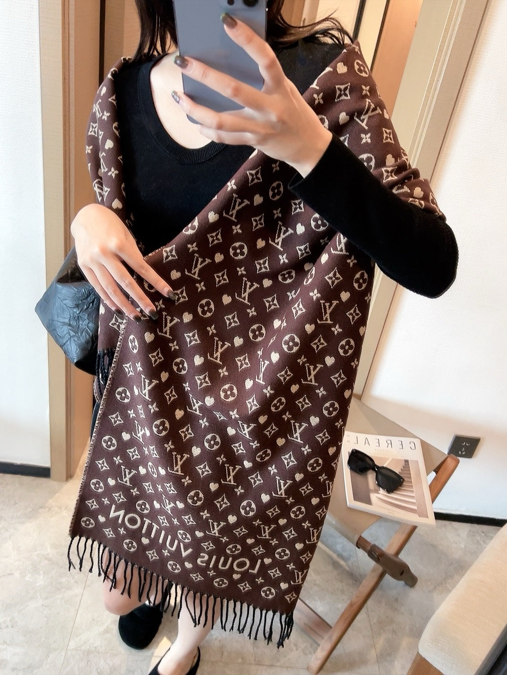 Fringed Cashmere Scarf: Classic Detailing to Enhance Any Coat or Sweater