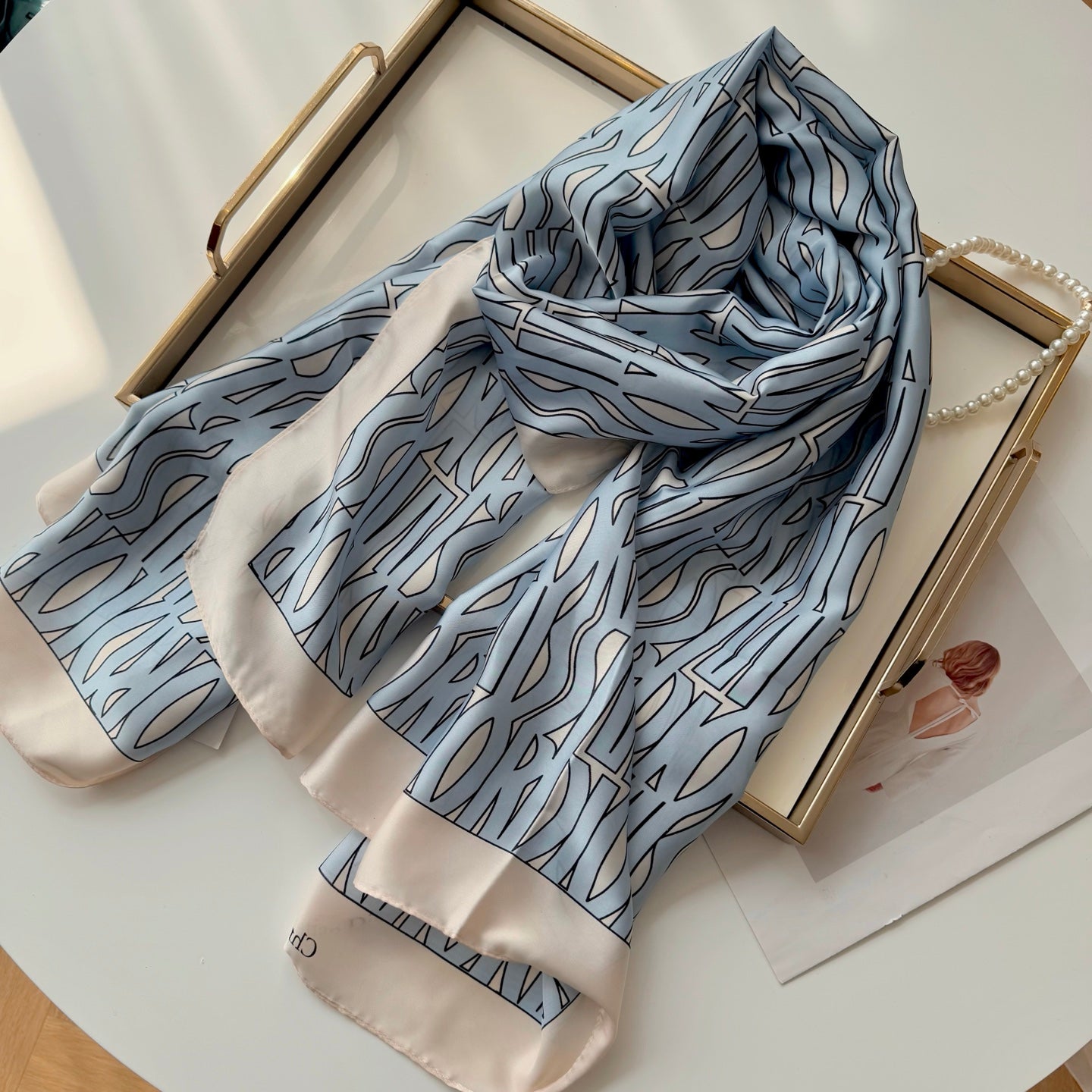 Fashion-Forward Large Silk Scarf – Versatile Enough for Jeans, Skirts & Blazers