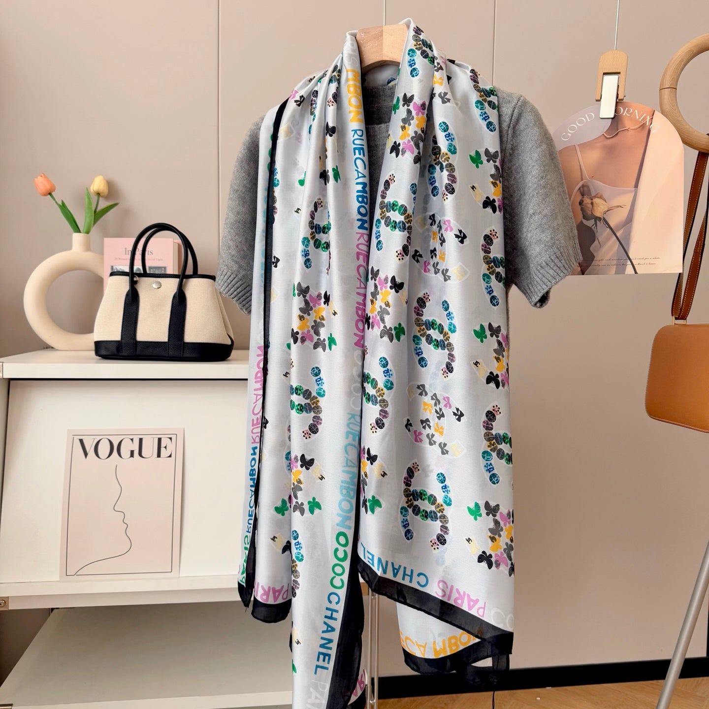Trendy Oversized Silk Scarf: Versatile Style Essential for Every Outfit