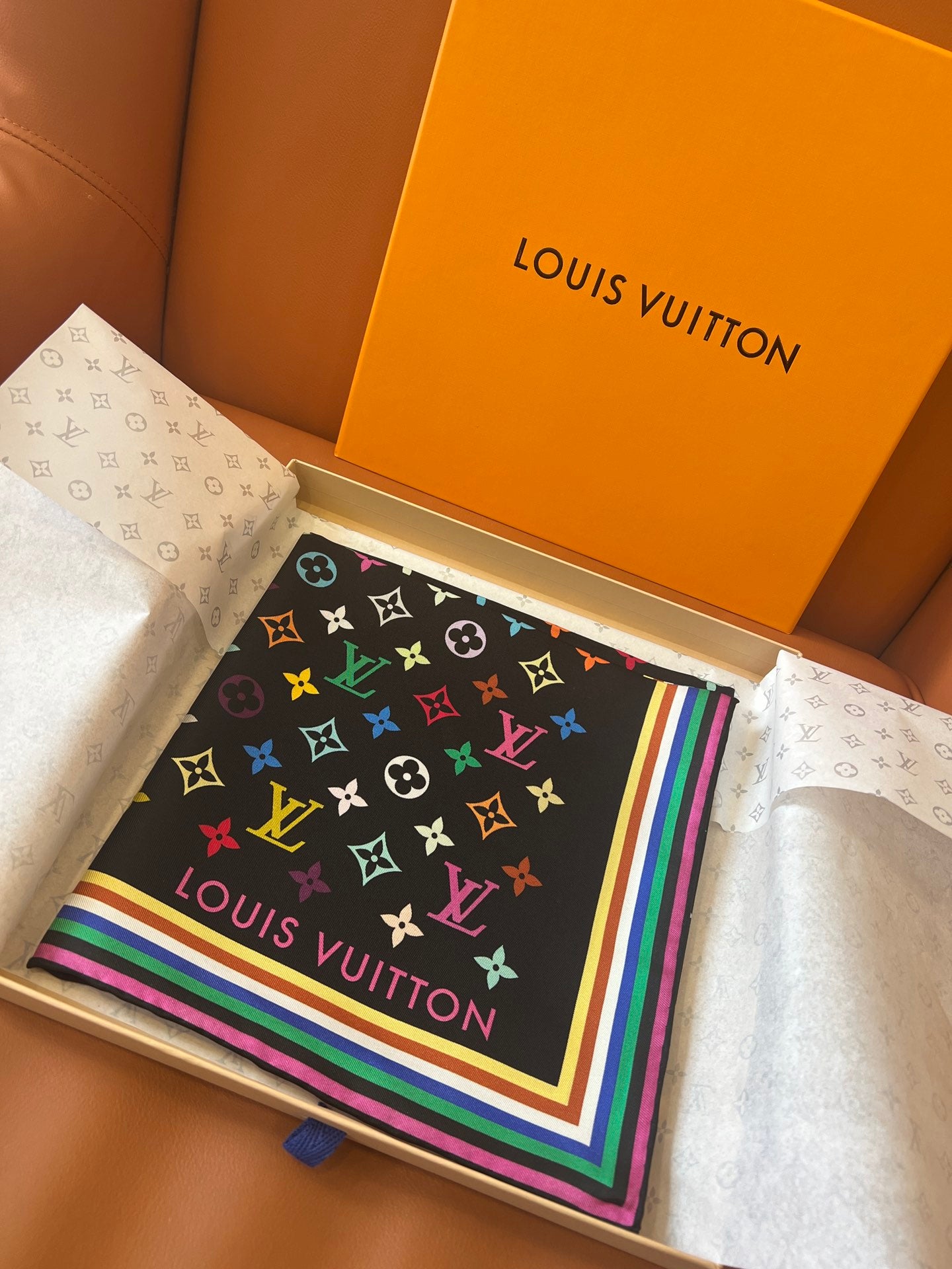 Trendy Multipurpose Silk Scarf – Your Go-To Accessory for Daily Chic