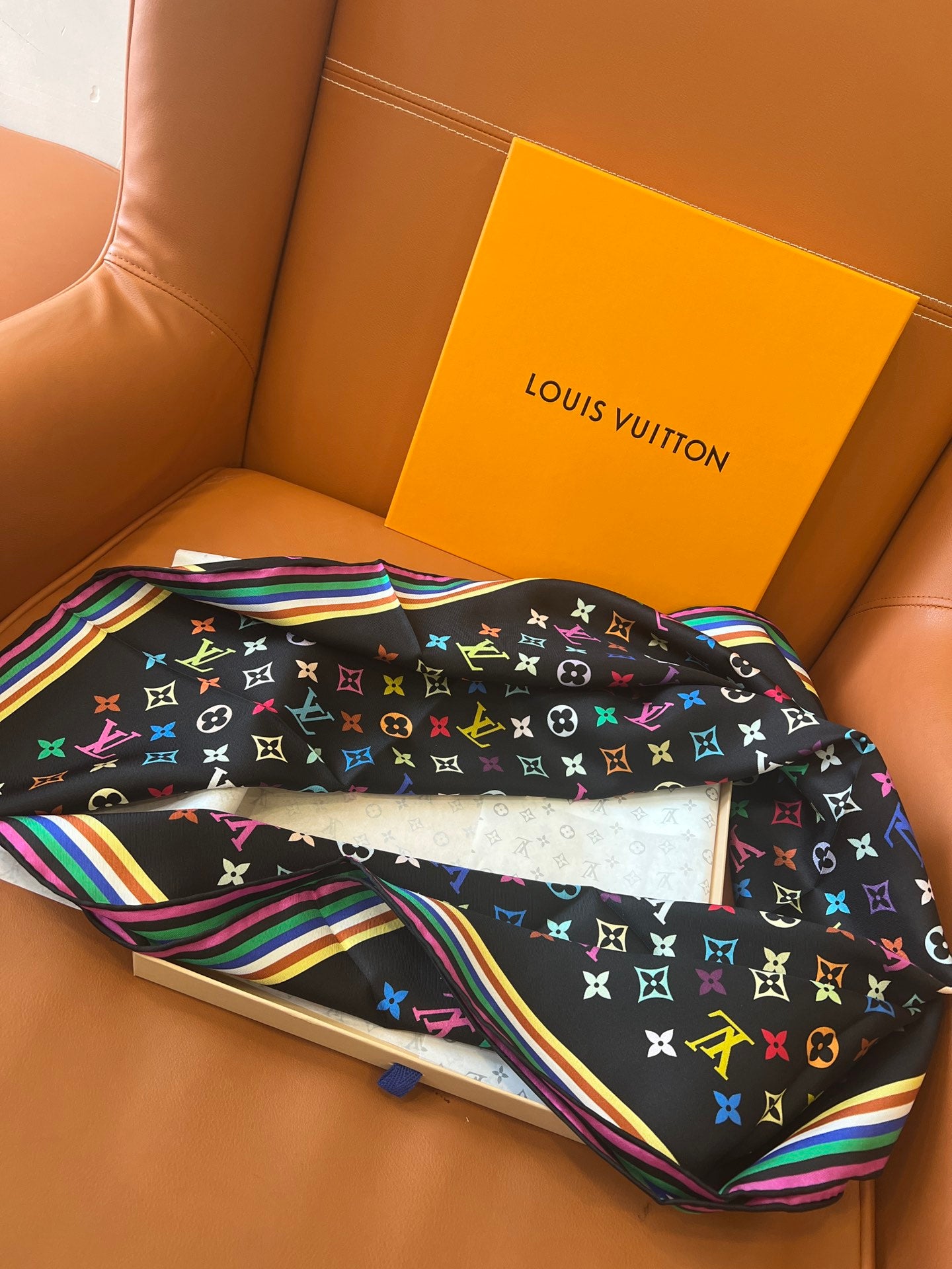 Trendy Multipurpose Silk Scarf – Your Go-To Accessory for Daily Chic