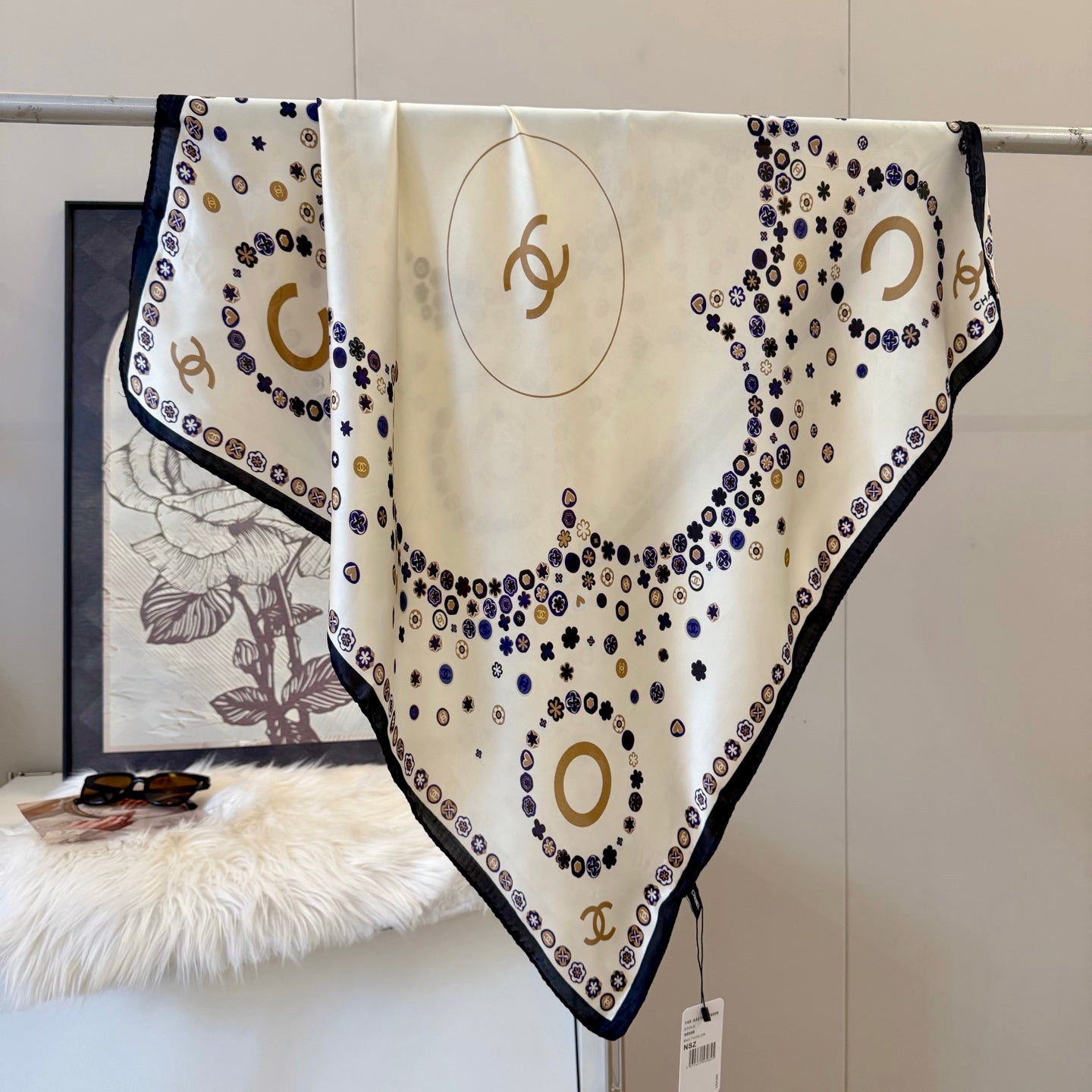 Chic in Seconds: Easy-to-Style Silk Scarves for Busy Fashionistas