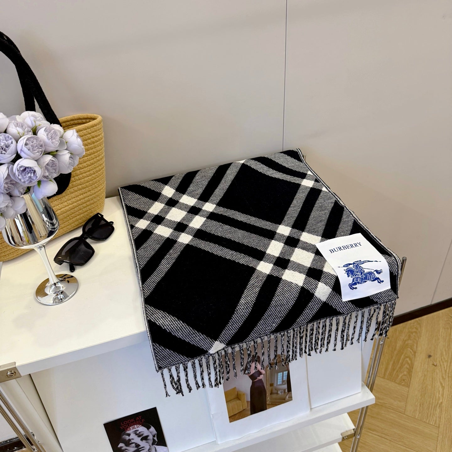 Soft Cashmere Scarf for – Classic Solid Colors to Elevate Any Outfit