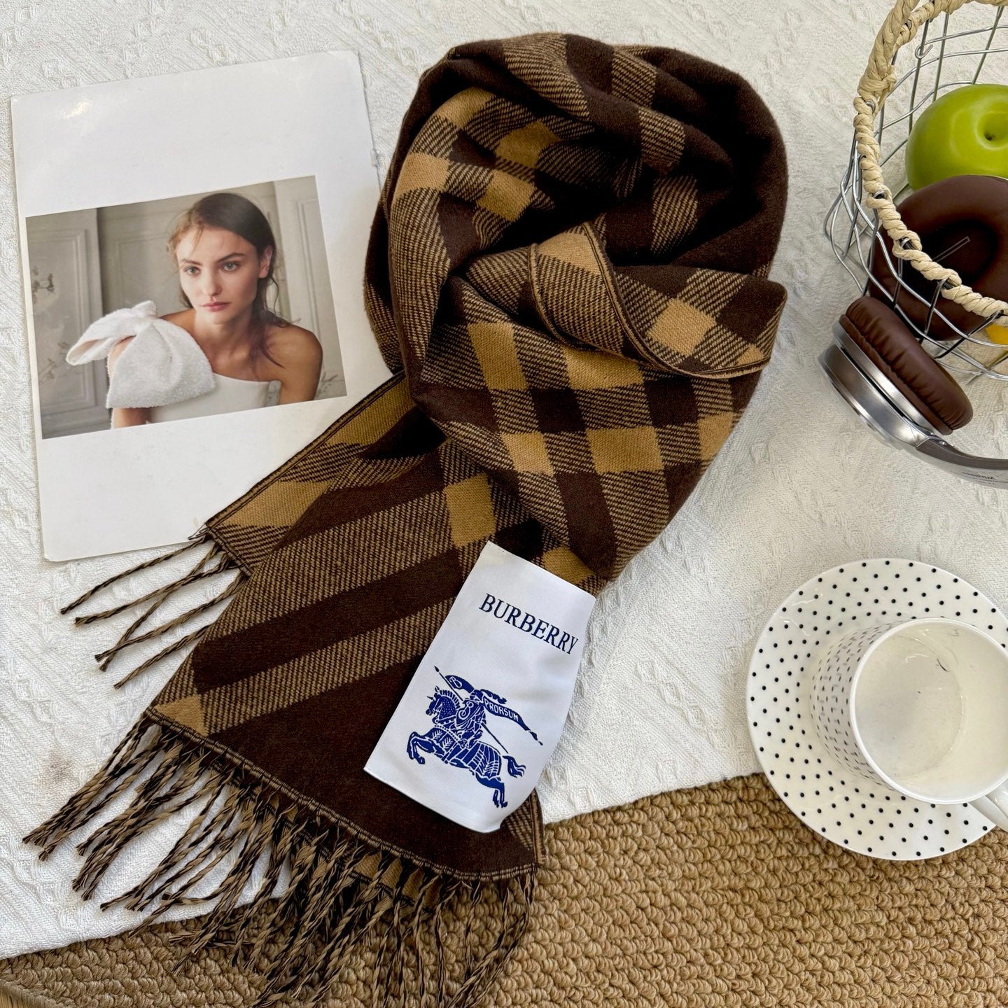 Soft Cashmere Scarf for – Classic Solid Colors to Elevate Any Outfit