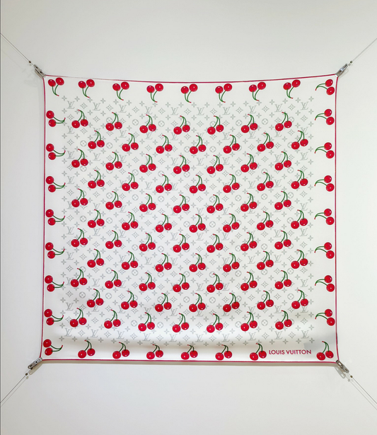 Timeless Silk Scarf: Versatile Elegance for Every Fashion Lover