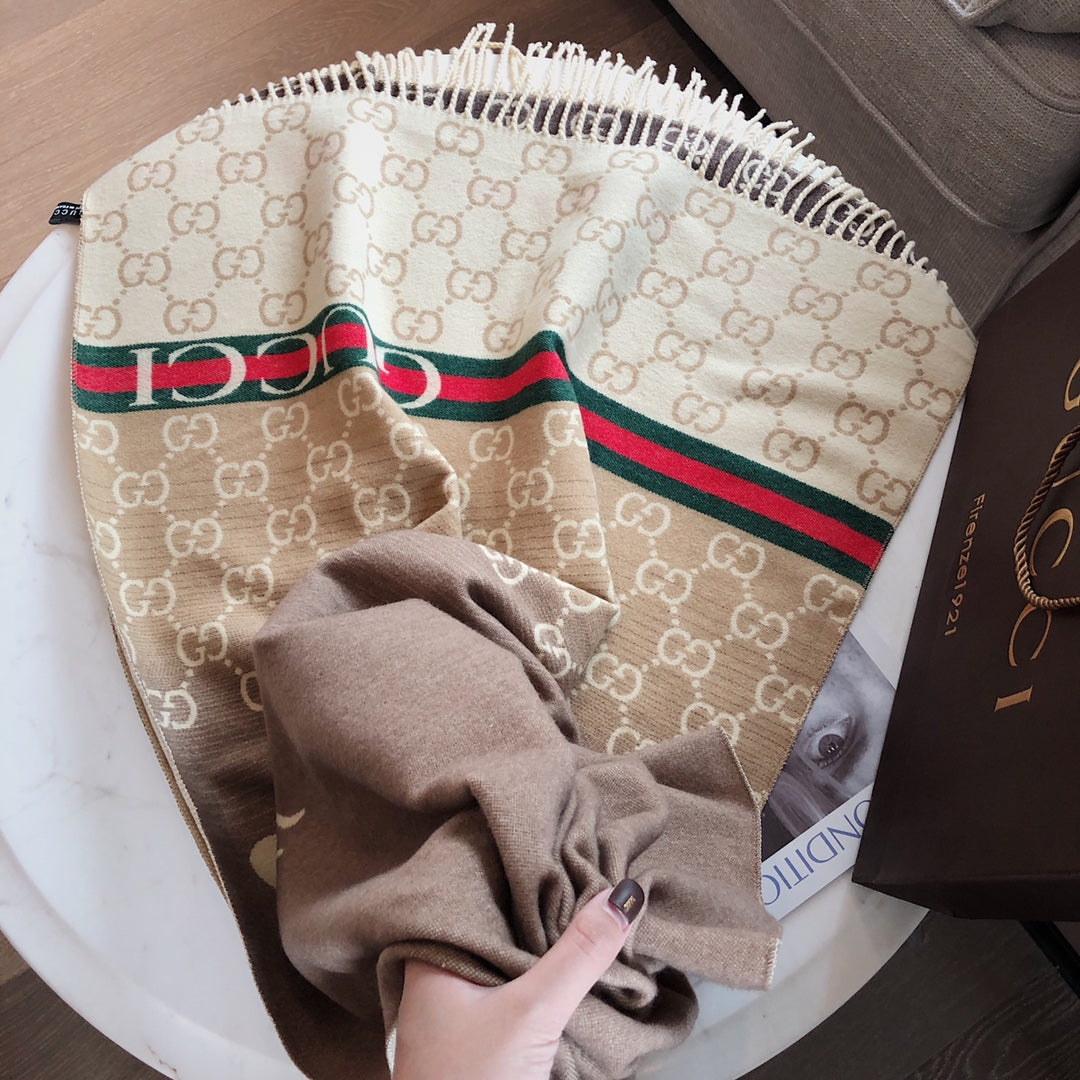 Handmade Cashmere Scarf: Artisanal Craftsmanship for Unmatched Softness