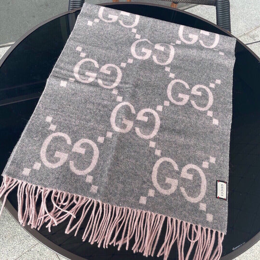 Neutral Tone Cashmere Scarf – Versatile Accessory for Daily Outfits & Special Occasions