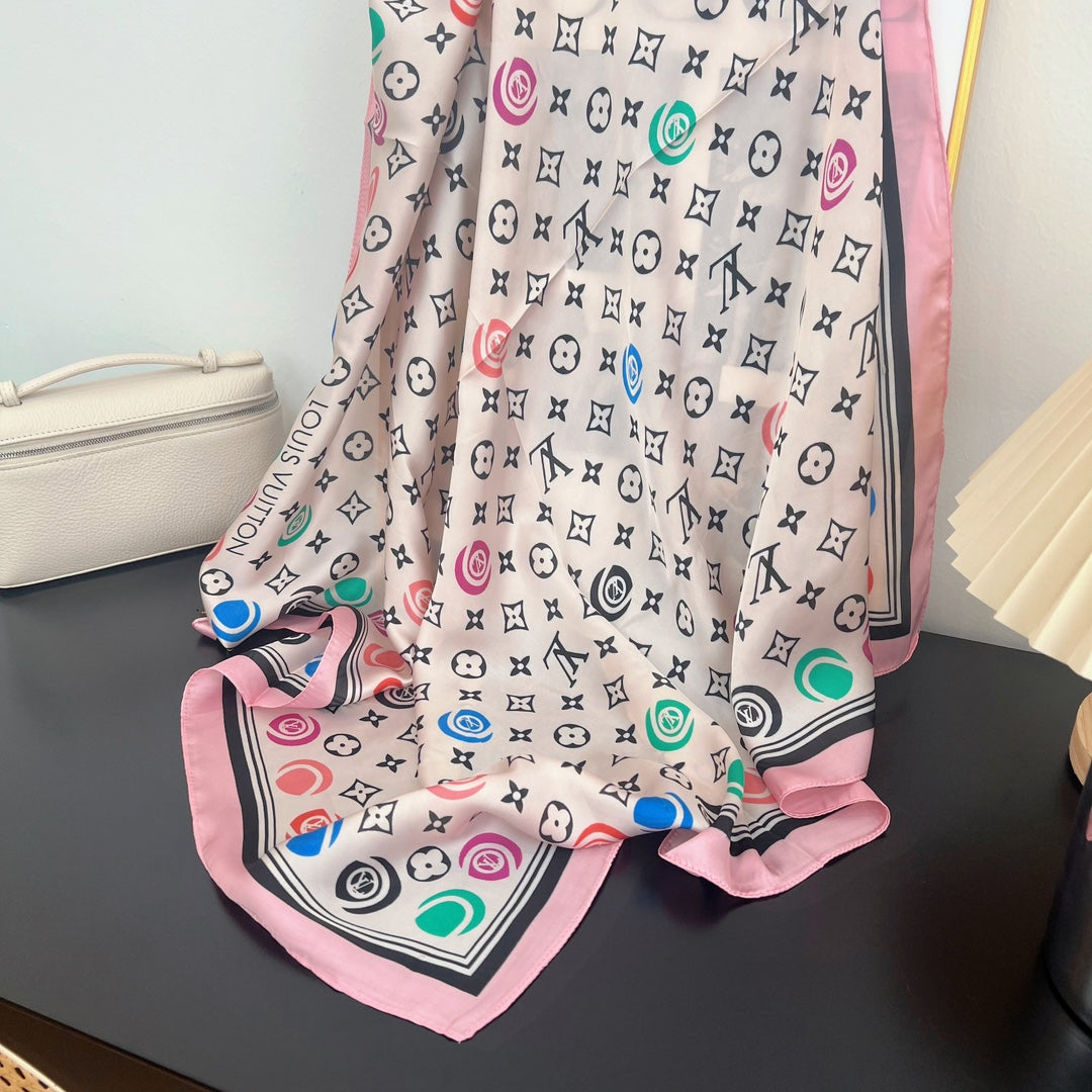 Effortless Chic: Multi-Way Fashion Silk Scarf – Your New Wardrobe Staple