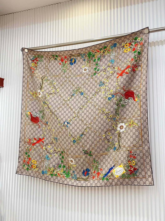 Trend-Ready Silk Scarf: Multipurpose Appeal for Casual & Dressy Looks