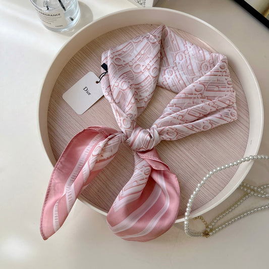 One Scarf, Endless Looks: (All-Match) Silk Accessories for Every Day